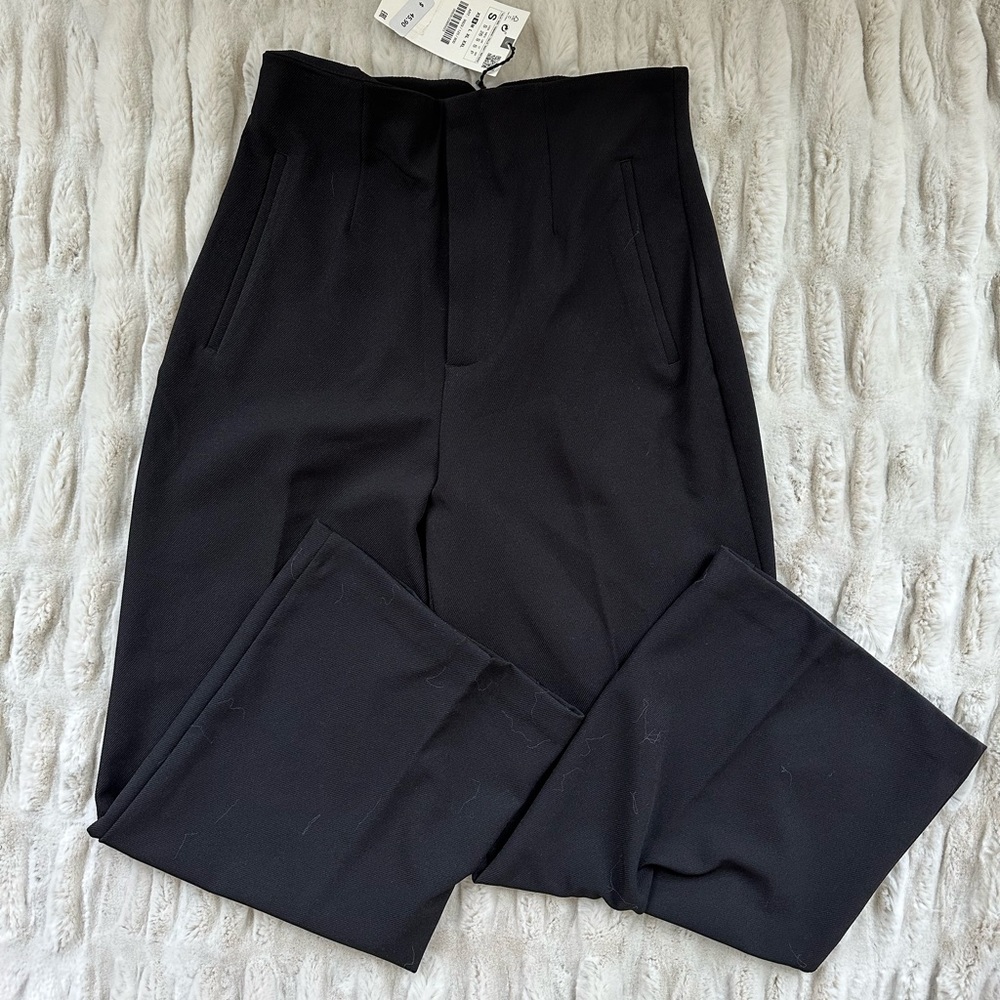 Zara Black Cropped Culottes, size Small